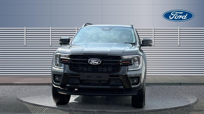 Ford Ranger Petrol Pick Up D/Cab Wildtrak 2.3 EB PHEV 281 Auto [NI] - Image 3